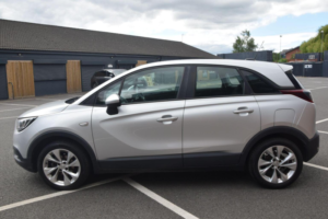 2017 Vauxhall Crossland X 1.2 Se Euro 6 5dr in Silver — image 4
