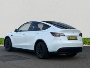2022 Tesla Model Y (dual Motor) Long Range SUV 5dr Electric Auto 4wde (384 Bhp) in White — image 5