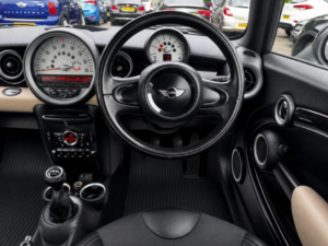 2013 MINI Hatch 1.6 Cooper D Baker Street Euro 5 (s/s) 3dr in Grey — image 4