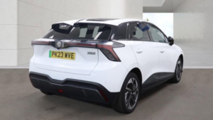 2023 MG Mg4 64kwh Trophy Long Range Hatchback 5dr Electric Auto (203 Ps) in White — image 3