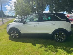 2019 Vauxhall Crossland X 1.2 Elite Nav SUV 5dr Petrol Manual Euro 6 (s/s) (83 Ps) in White — image 5