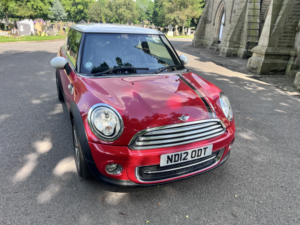 2012 MINI Hatch 1.6 Cooper D London 2012 Edition Hatch in Red — image 2