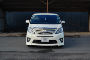 2013 Toyota Alphard 2.4 Gold Edition 7 Seats in Cream — image 2