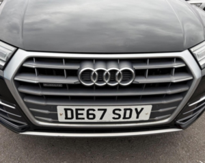 2017 Audi Q5 2.0 Tdi Sport S Tronic Quattro Euro 6 (s/s) 5dr in Black — image 6