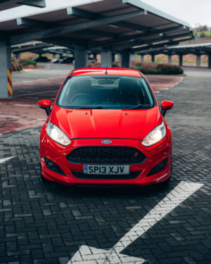 2013 Ford Fiesta 1.0l Zetec S Hatchback 3dr Petrol Manual Euro 5 (123 Bhp) in Red — image 5
