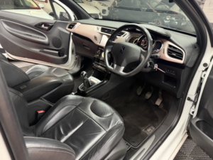 2016 Ds Automobiles Ds 3 1.2 Puretech Givenchy Le Makeup in White — image 2