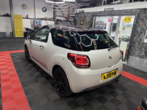 2016 Ds Automobiles Ds 3 1.2 Puretech Givenchy Le Makeup in White — image 5
