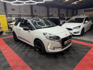 2016 Ds Automobiles Ds 3 1.2 Puretech Givenchy Le Makeup in White — image 6