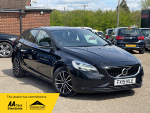 2019 Volvo V40