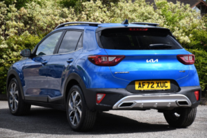 2022 Kia Stonic 1.0 T-Gdi Mhev Gt-Line SUV 5dr Petrol Hybrid Manual Euro 6 (s/s) (118 Bhp) in Blue — image 3