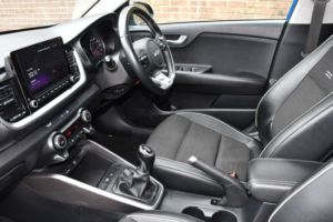 2022 Kia Stonic 1.0 T-Gdi Mhev Gt-Line SUV 5dr Petrol Hybrid Manual Euro 6 (s/s) (118 Bhp) in Blue — image 4