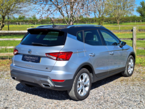 2023 SEAT Arona 1.0 Tsi Fr in Silver — image 3