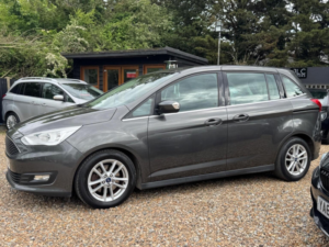 2017 Ford Grand C-Max 1.0t Ecoboost Zetec Euro 6 (s/s) 5dr in Grey — image 6