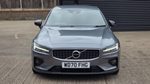 2019 Volvo S60 2.0 T5 R-Design Plus Auto Euro 6 (s/s) 4dr in Grey — image 3
