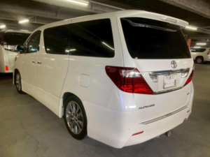 2011 Toyota Alphard 3.5 V6 S Prime Selection 2 4WD 5dr 7 Seats in White — image 3