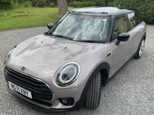 2021 MINI Clubman 1.5 Clubman Cooper Exclusive in Grey — image 5