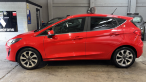 2017 Ford Fiesta 1.1 Ti-Vct Zetec Red 5dr Satnav+cruise+6stamps in Red — image 2