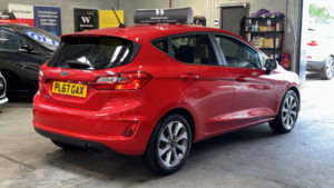 2017 Ford Fiesta 1.1 Ti-Vct Zetec Red 5dr Satnav+cruise+6stamps in Red — image 6