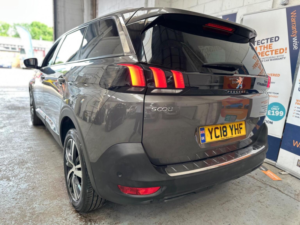 2018 Peugeot 5008 1.2 Puretech Allure Eat Euro 6 (s/s) 5dr in Grey — image 3