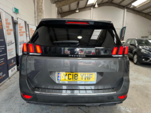 2018 Peugeot 5008 1.2 Puretech Allure Eat Euro 6 (s/s) 5dr in Grey — image 6
