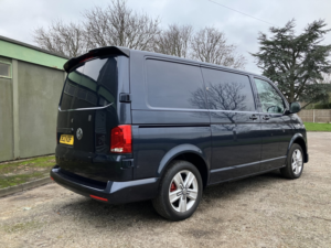 2021 Volkswagen Transporter 2.0 Tdi T30 Startline Swb 110 Bhp in Blue — image 6