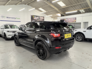 2018 Land Rover Range Rover Evoque 2.0 Td4 Hse Dynamic in Black — image 4