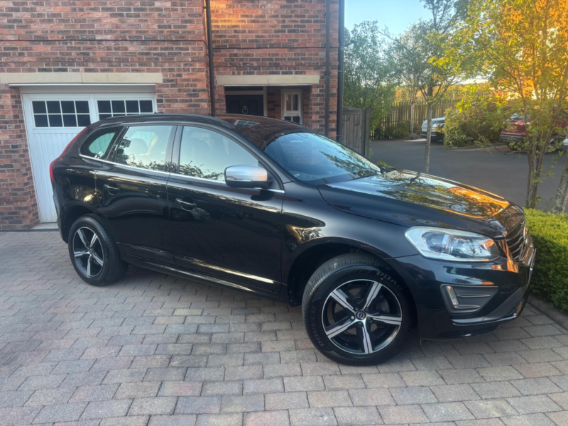 2016 Volvo Xc60 2.0 D4 R-Design Nav Euro 6 (s/s) 5dr in Black — image 1