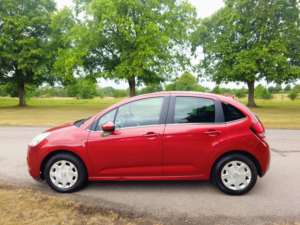 2011 Citroen C3 1.6 Hdi 16v Airdream + in Red — image 6