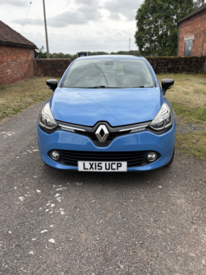 2015 Renault Clio 1.2 Dynamique Medianav 1.2 16v 75 in Blue — image 2