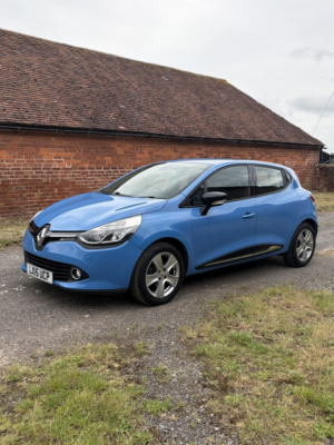 2015 Renault Clio 1.2 Dynamique Medianav 1.2 16v 75 in Blue — image 3