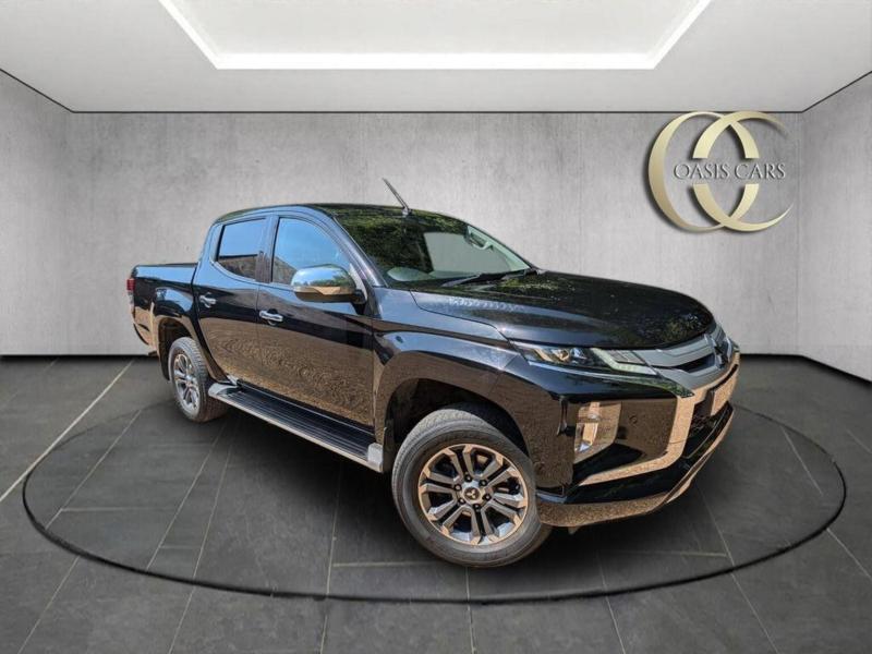 2019 Mitsubishi L200 2.2 Di-D Dc Barbarian X Auto 4WD Euro 6 (s/s) 4dr in Black — image 1