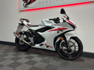 2019 Suzuki Gsx-R125 125 Euro 4 in White — image 3