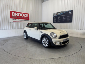 2014 MINI Hatch