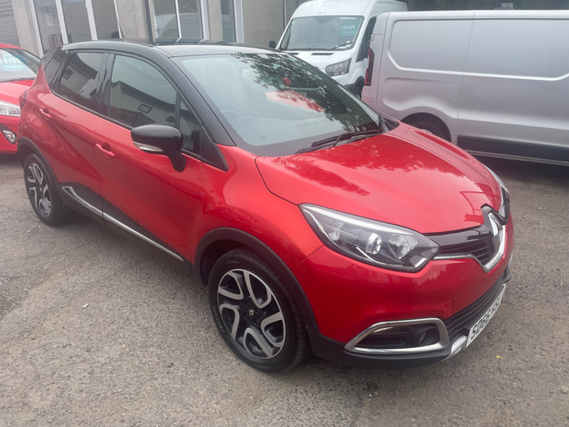 2016 Renault Captur 0.9 Tce Energy Signature Nav SUV 5dr Petrol Manual Euro 6 (s/s) (90 Ps) in Red — image 1