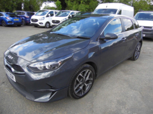 2023 Kia Ceed 1.5 T-Gdi 3 Euro 6 (s/s) 5dr in Grey — image 3