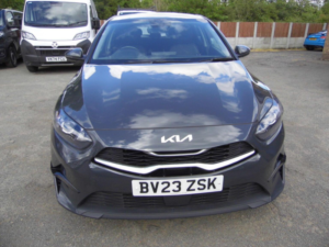 2023 Kia Ceed 1.5 T-Gdi 3 Euro 6 (s/s) 5dr in Grey — image 6