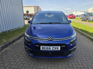 2016 Citroen C4 Picasso 1.6 Bluehdi Flair in Blue — image 2