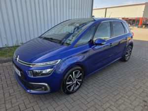 2016 Citroen C4 Picasso 1.6 Bluehdi Flair in Blue — image 4