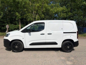 2020 Citroen Berlingo 1.5 Bluehdi 1000 Enterprise M Swb Euro 6 (s/s) 5dr in White — image 4