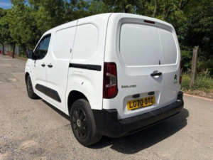 2020 Citroen Berlingo 1.5 Bluehdi 1000 Enterprise M Swb Euro 6 (s/s) 5dr in White — image 5