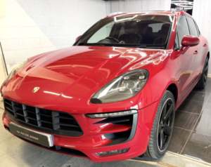 2017 Porsche Macan 3.0 T V6 Gts in Red — image 3