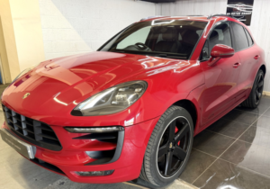 2017 Porsche Macan 3.0 T V6 Gts in Red — image 6