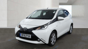 2015 Toyota Aygo 1.0 Vvt-I X-Pression X-Wave Euro 5 5dr Euro 5 in White — image 2