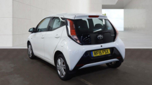 2015 Toyota Aygo 1.0 Vvt-I X-Pression X-Wave Euro 5 5dr Euro 5 in White — image 3