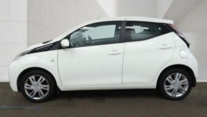 2015 Toyota Aygo 1.0 Vvt-I X-Pression X-Wave Euro 5 5dr Euro 5 in White — image 6