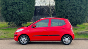 2013 Hyundai I10 1.2 Active Auto Euro 5 5dr in Red — image 6