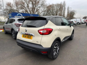 2014 Renault Captur 1.2 Tce Dynamique S Medianav Edc Euro 5 5dr in White — image 6