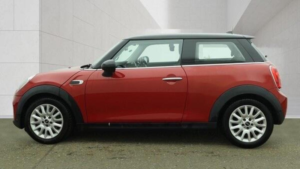 2015 MINI Hatch 1.5 Cooper Euro 6 (s/s) 3dr in Red — image 6