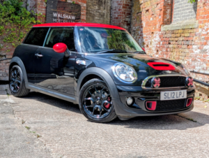 2012 MINI Hatch 2.0 Cooper Sd Hatch in Black — image 4