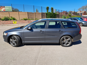 2012 Volvo V50 1.6 D Drive Se Edition in Grey — image 4